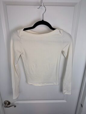 Zara Off-White Long Sleeve Boatneck Top